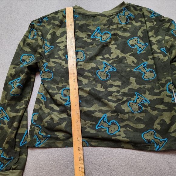 Peanuts Snoopy Tee Women’s S Long Sleeve Green Camo Print Soft Lounge Top - Picture 8 of 9